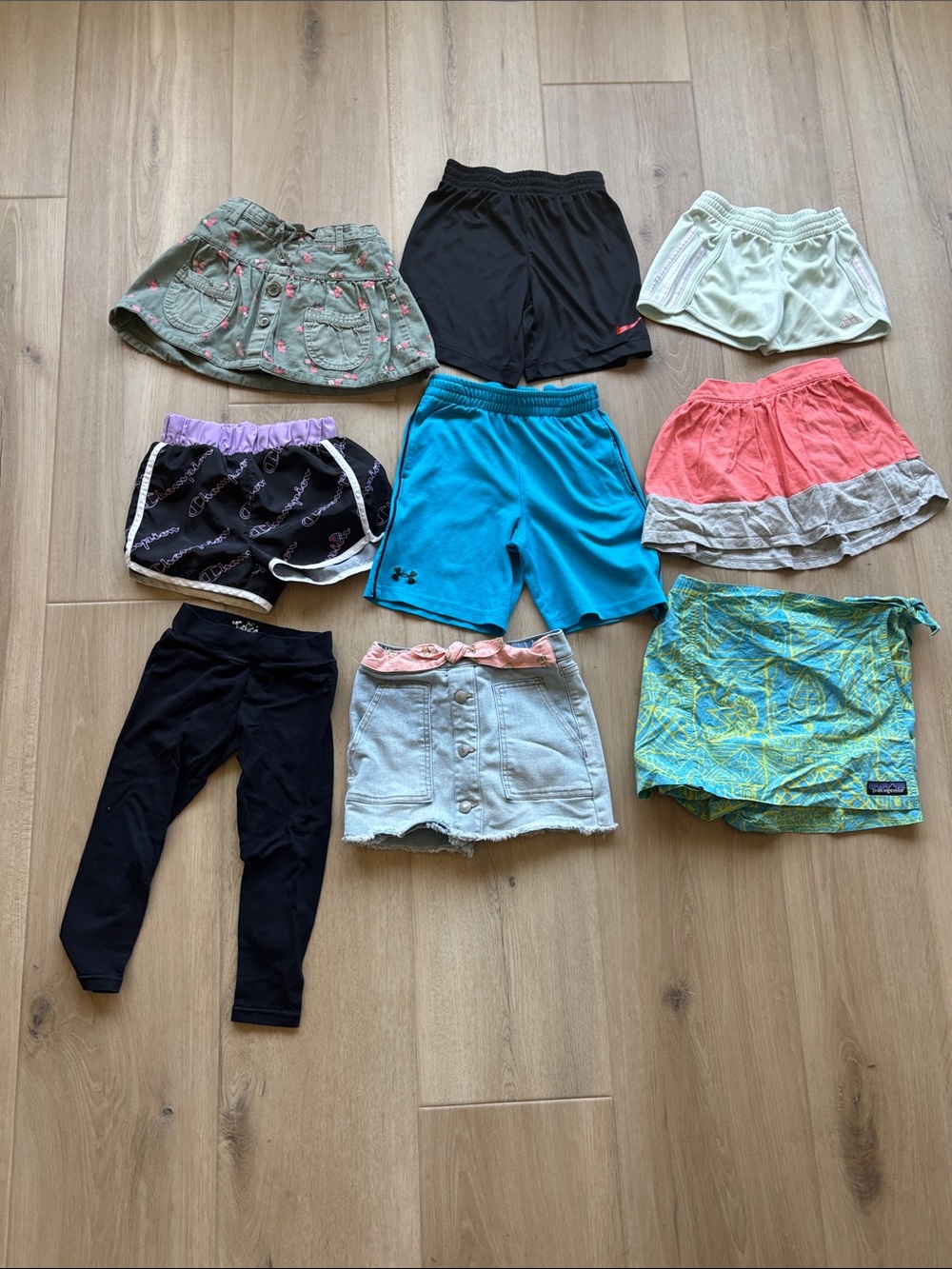 🥳9 pairs of girls size 5 shorts/skorts/leggings🥳